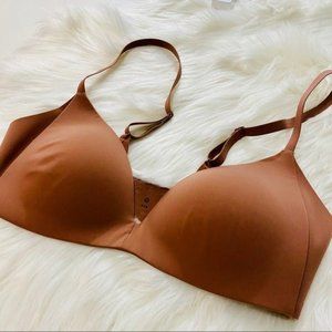 Lululemon Take Shape Bra 32 B NWOT